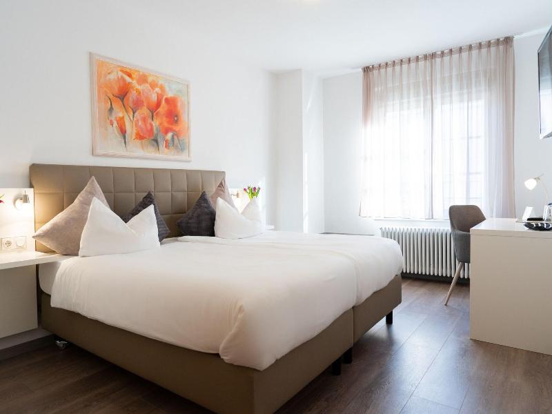 Hotel La Fleur image