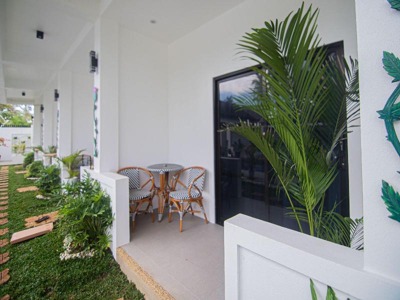 Thistle Inn image