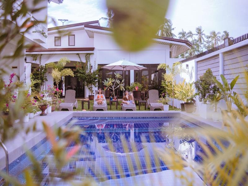 Thistle Inn image