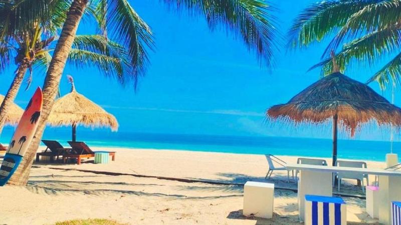 Margarita Beach image