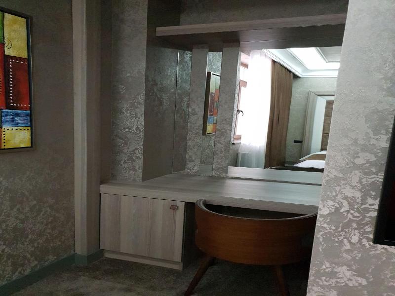 Home Boutique Hotel image