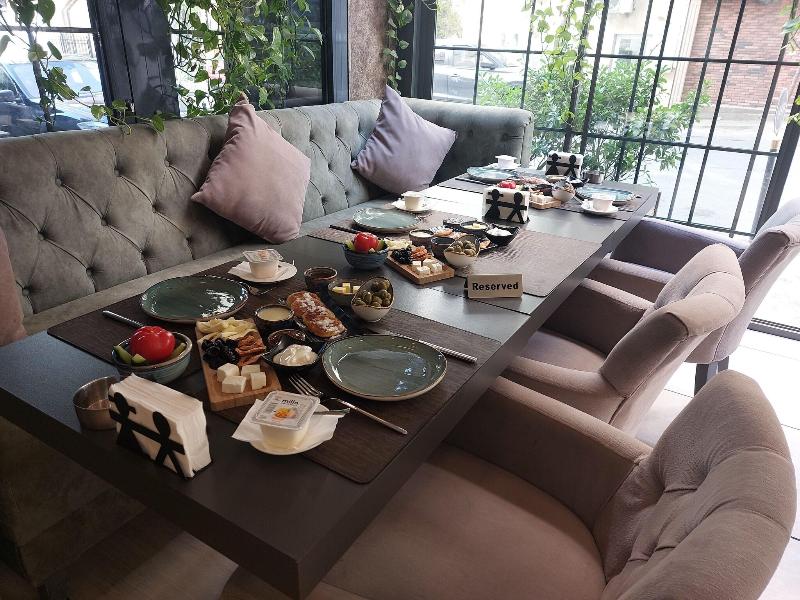 Home Boutique Hotel image