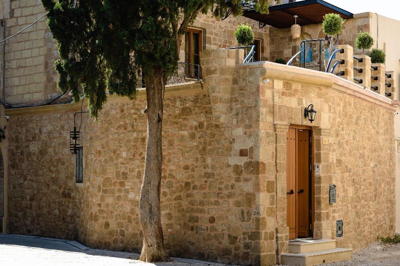 Chateau Anax Boutique Hotel