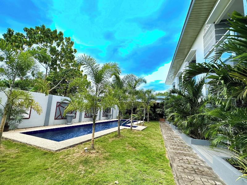 Sapphire Boutique Resort image