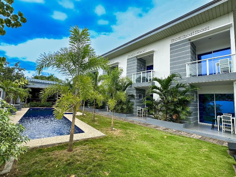 Sapphire Boutique Resort image