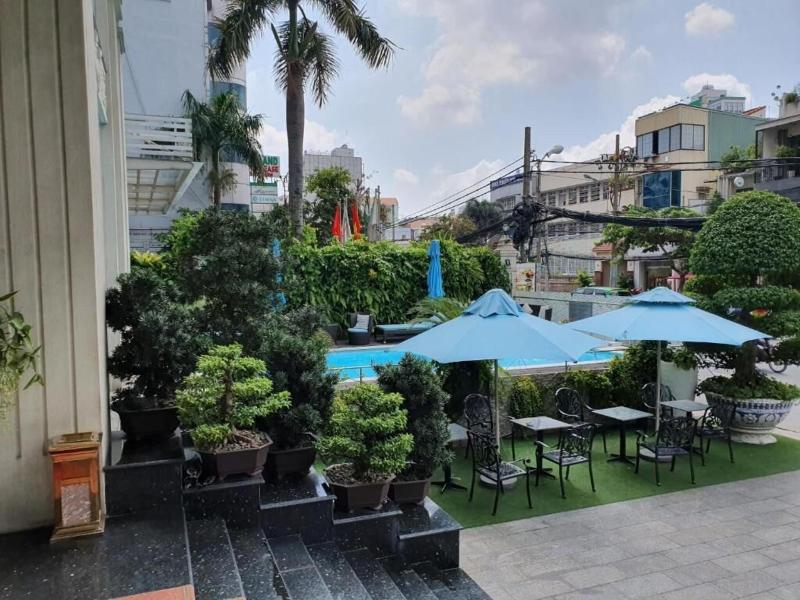 Acnos Grand Hotel image