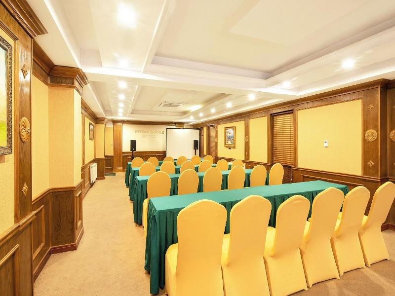 Royal House Hotel 2 image