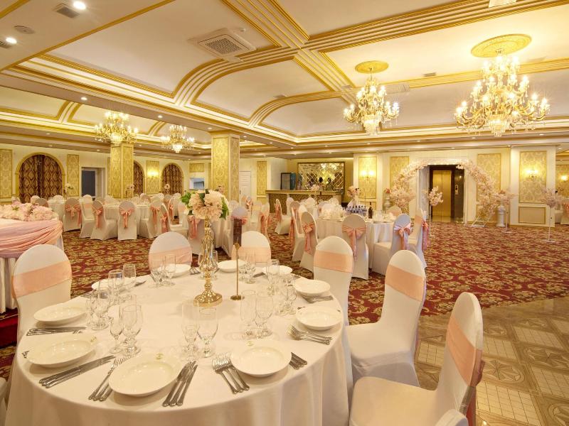 Royal House Hotel 2 image