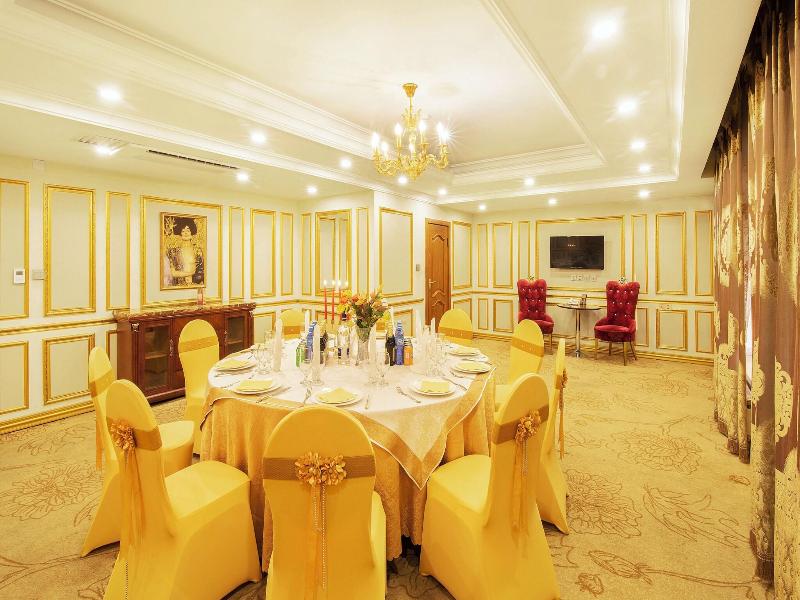 Royal House Hotel 2 image