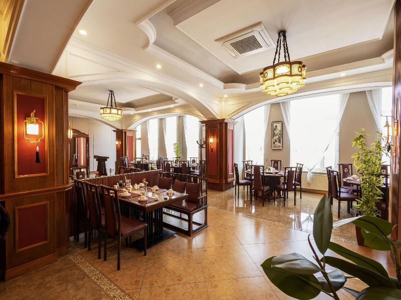 Royal House Hotel 2 image