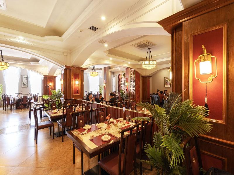 Royal House Hotel 2 image