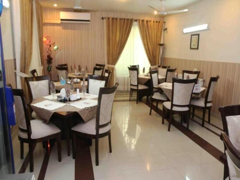 Savoy Inn image
