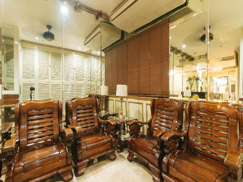 Peace Hotel image