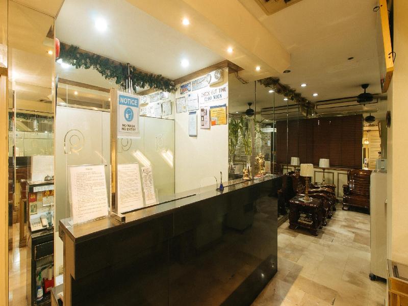 Peace Hotel image