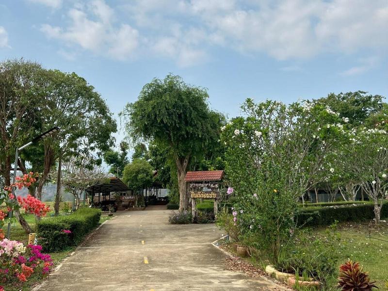 Baan Alisa Bed And Breakfast image