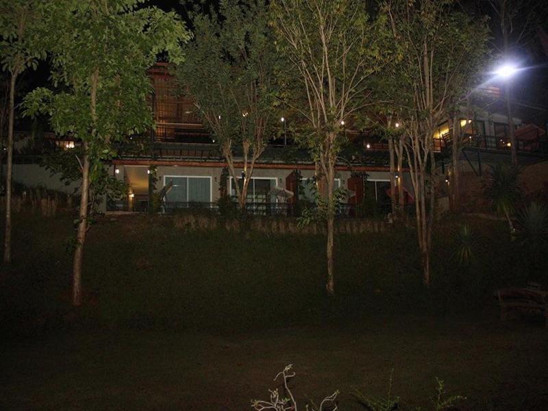 Baan Alisa Bed And Breakfast image