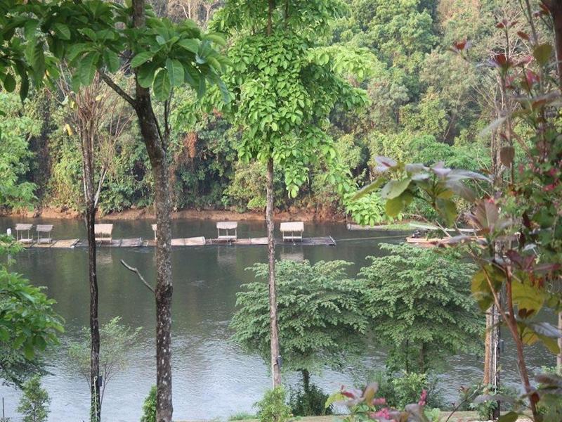 Baan Alisa Bed And Breakfast image
