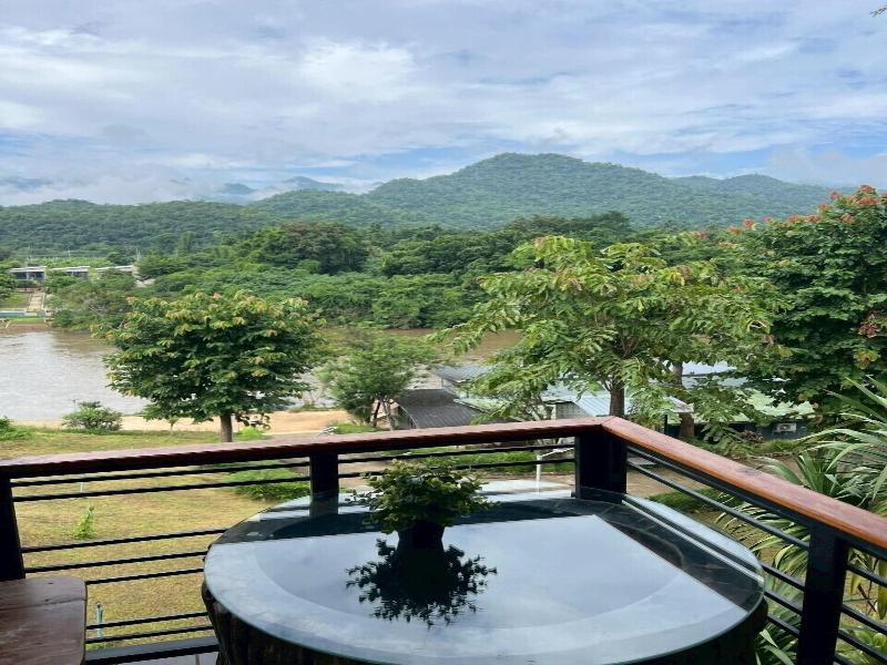 Baan Alisa Bed And Breakfast image