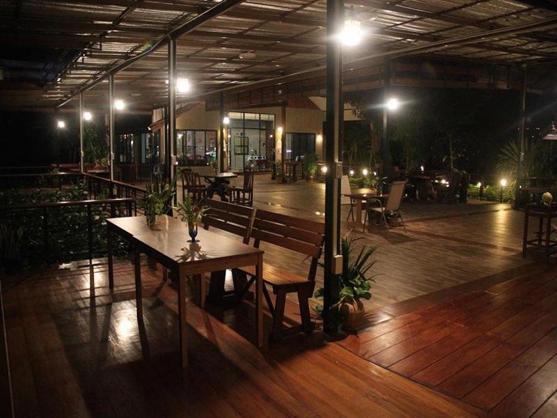 Baan Alisa Bed And Breakfast image