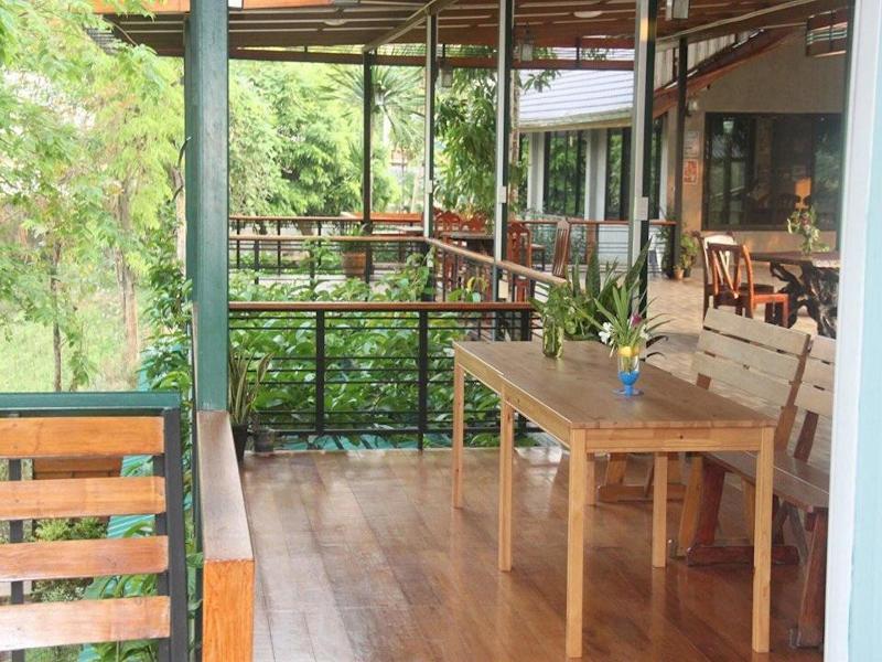 Baan Alisa Bed And Breakfast image