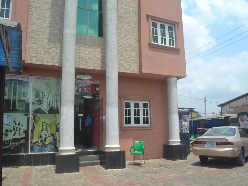 Dan Morgan Hotel Suites image