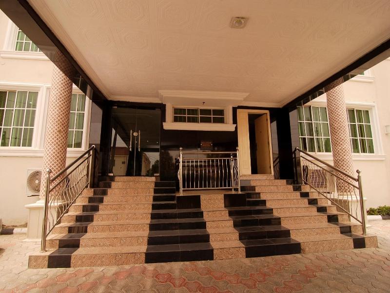 Belvoir Hotel image