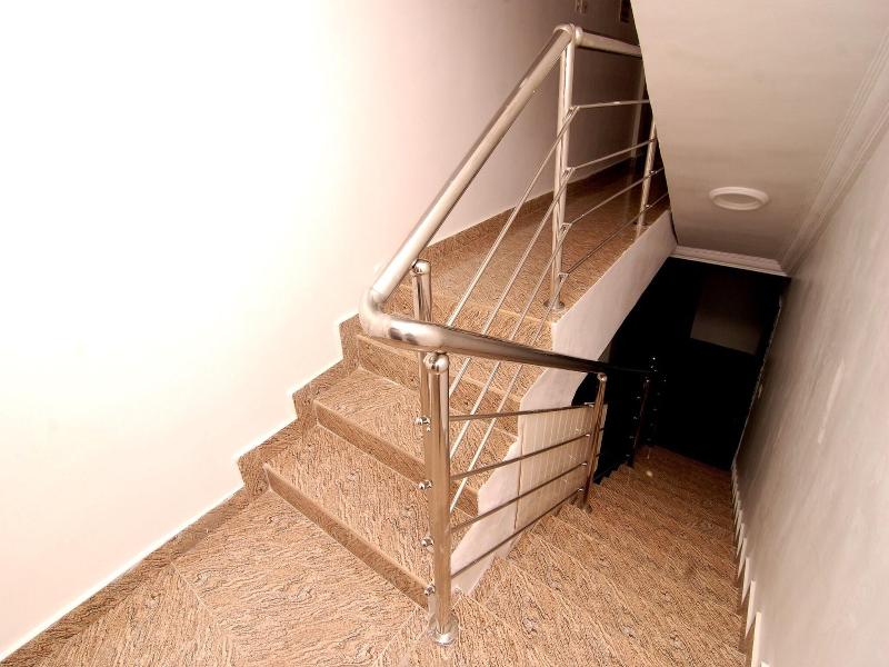 Belvoir Hotel image