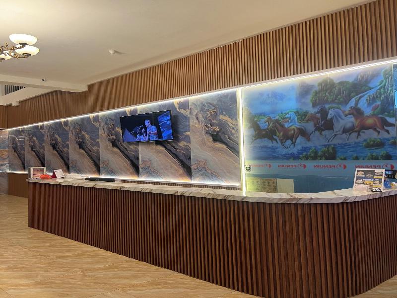 Penuin Hotel image