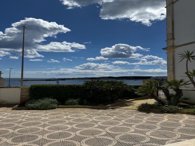 Villa Altomare image