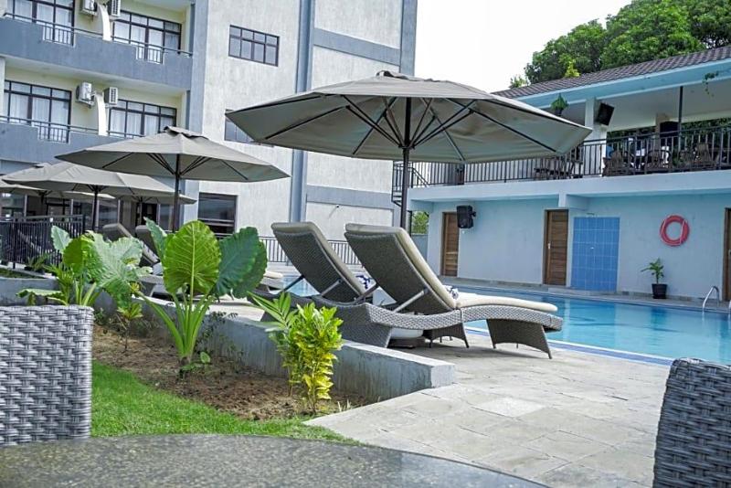 Hotel Comster Mtwapa image