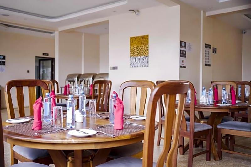 Hotel Comster Mtwapa image