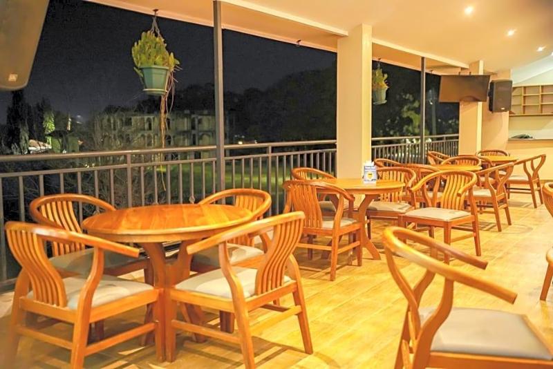Hotel Comster Mtwapa image