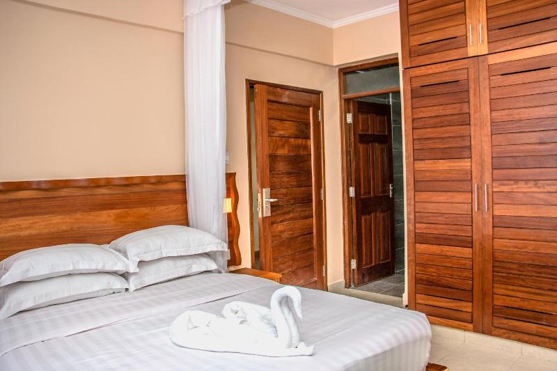 Hotel Comster Mtwapa image