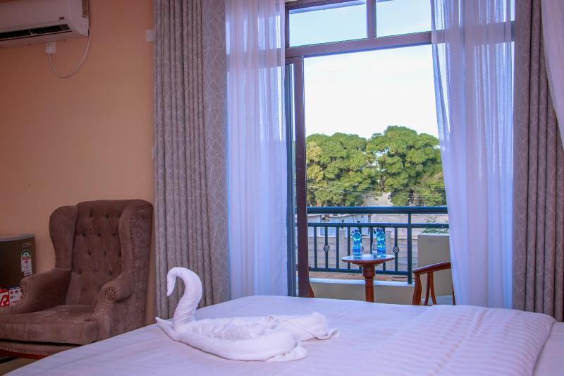 Hotel Comster Mtwapa image