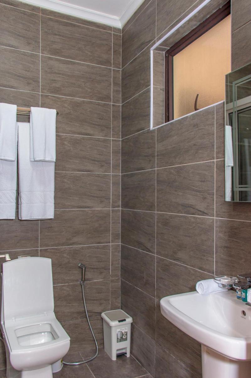 Hotel Comster Mtwapa image