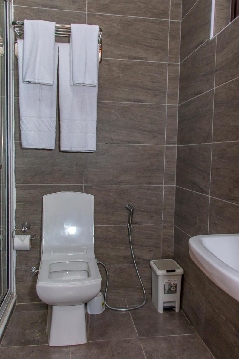 Hotel Comster Mtwapa image