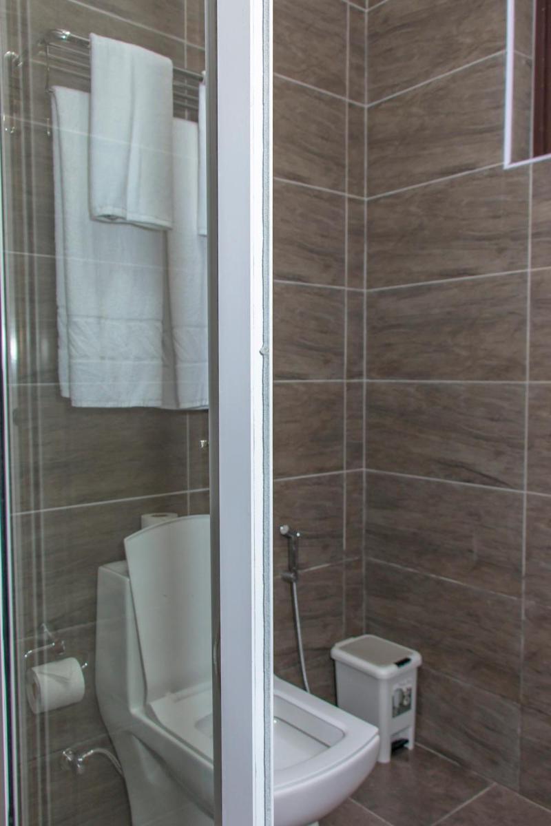 Hotel Comster Mtwapa image