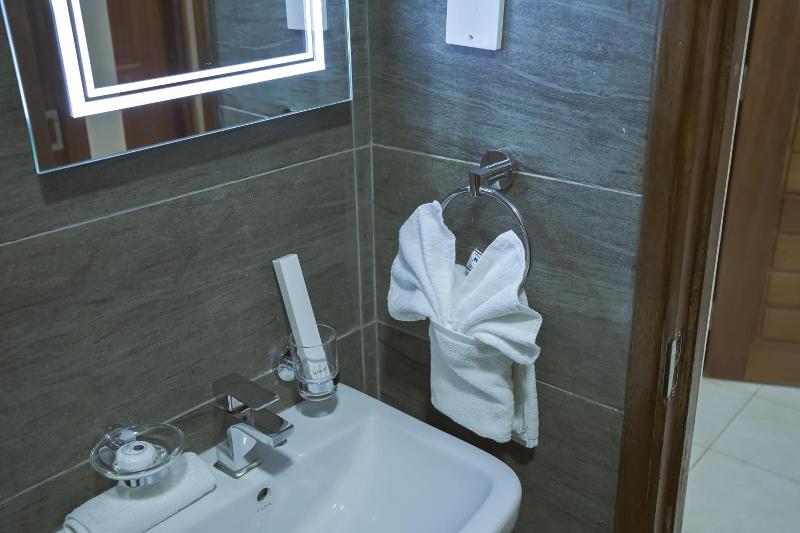 Hotel Comster Mtwapa image
