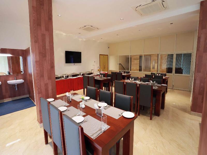 Hotel Bluemoon