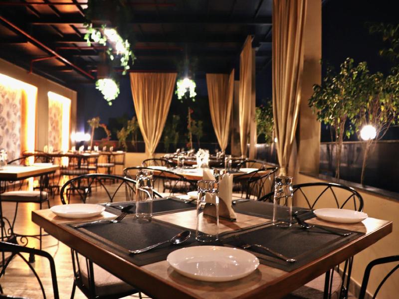 Hotel Rion image