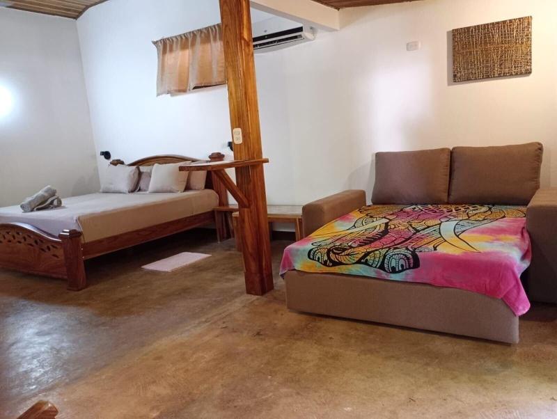Tamahostel Glamping image