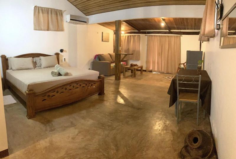 Tamahostel Glamping image