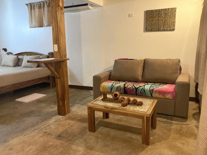Tamahostel Glamping image