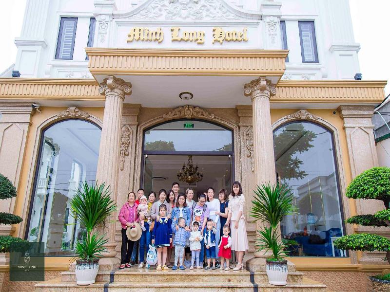 Minh Long Hotel image