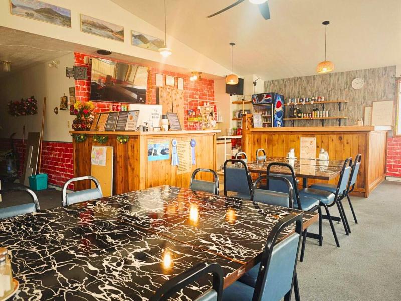 Cozy Corner Motel Restaurant