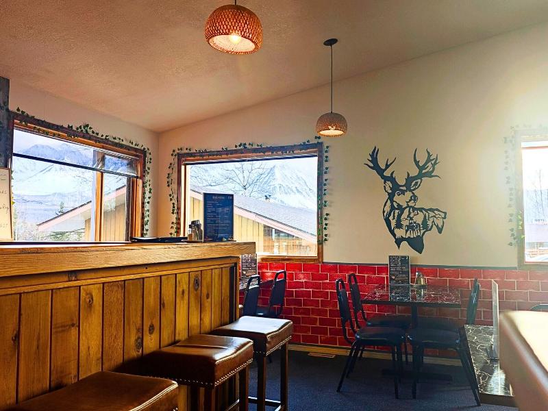 Cozy Corner Motel Restaurant