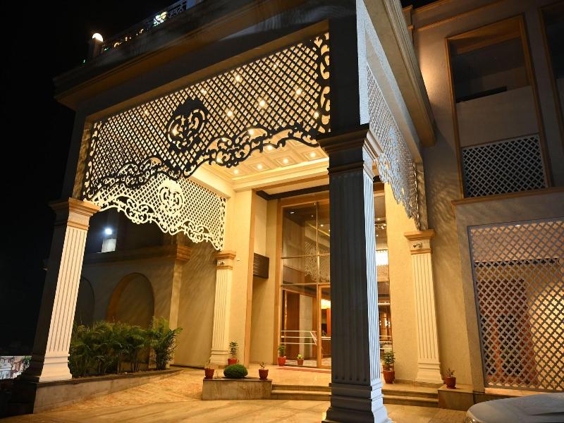 Hotel Pahadi
