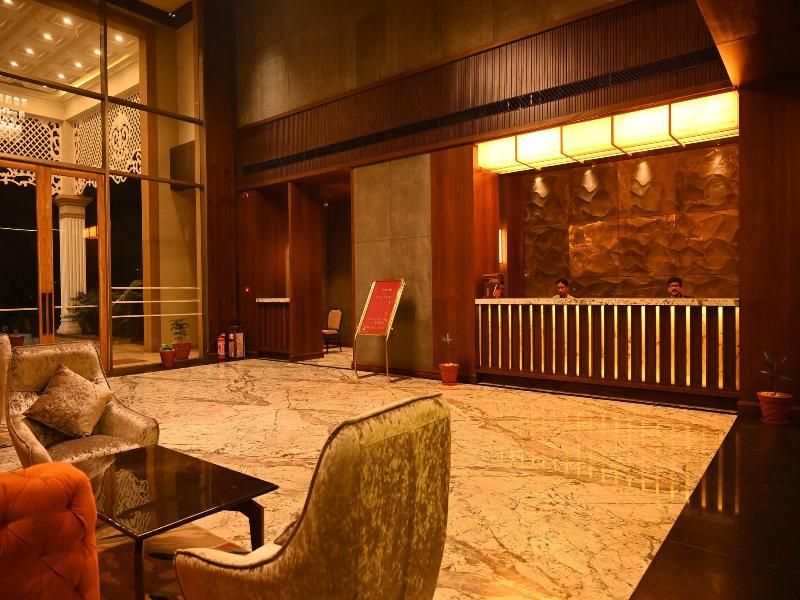 Hotel Pahadi