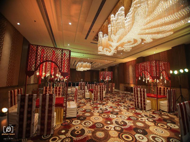 The Lalita Grand