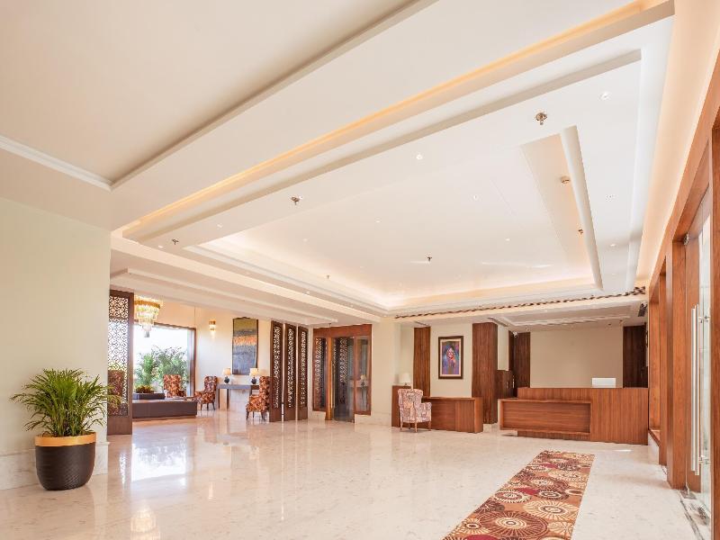The Lalita Grand
